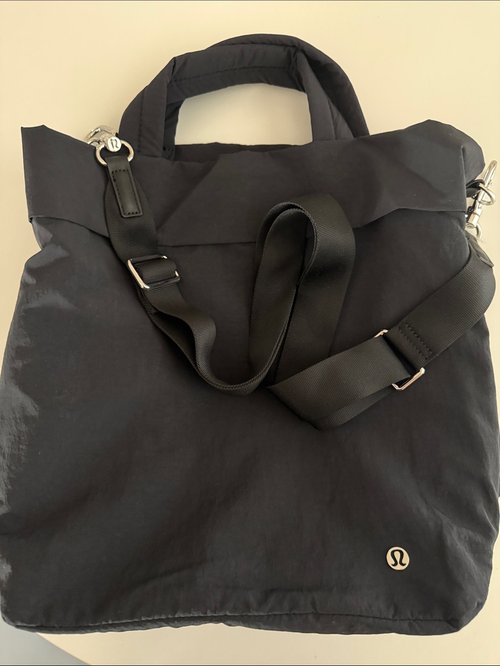 lululemon athletica On My Level Black Tote Bag - Picture 7 of 8